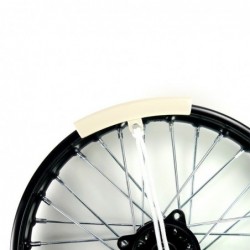 Rim protector for tyre changing